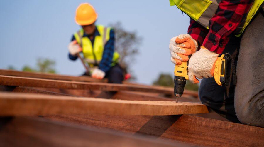 Professional residential roofers in Summit, UT
